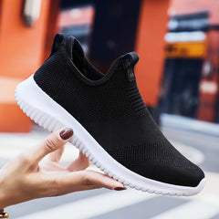 Spring Men Shoes Slip On Men Casual Shoes Lightweight Comfortable